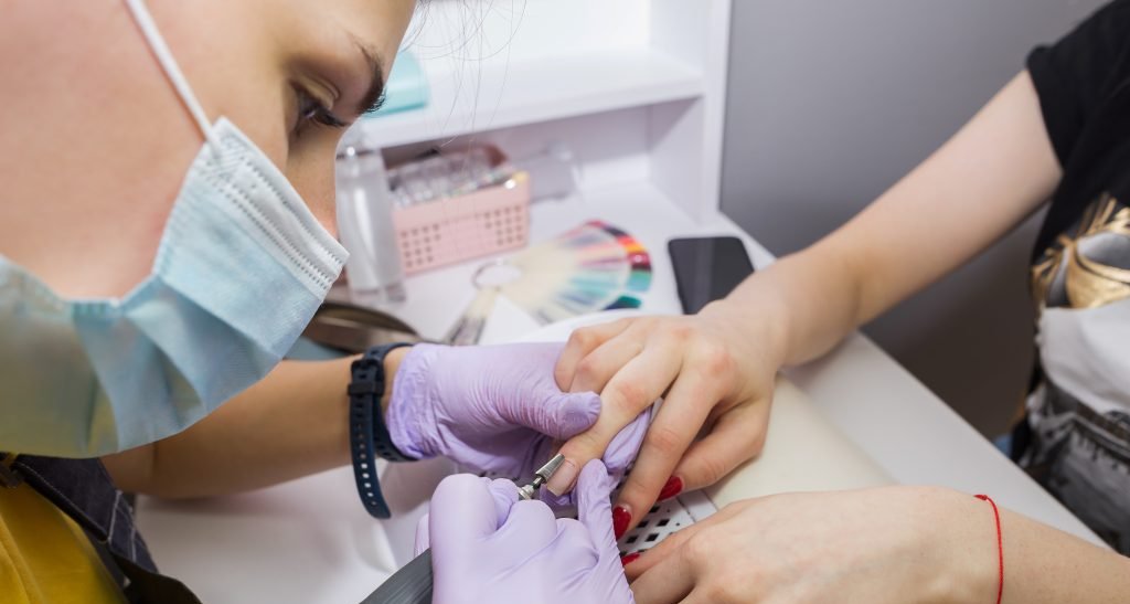 Unhas de Acrílico Decoradas: guia completo de aplicação, cuidados e estilos que estão bombando - Imagem do artigo original