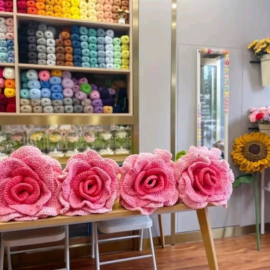 DIY de Crochê Moderno: Use Essa Arte para Criar Peças Únicas e Criativas! - Imagem do artigo original