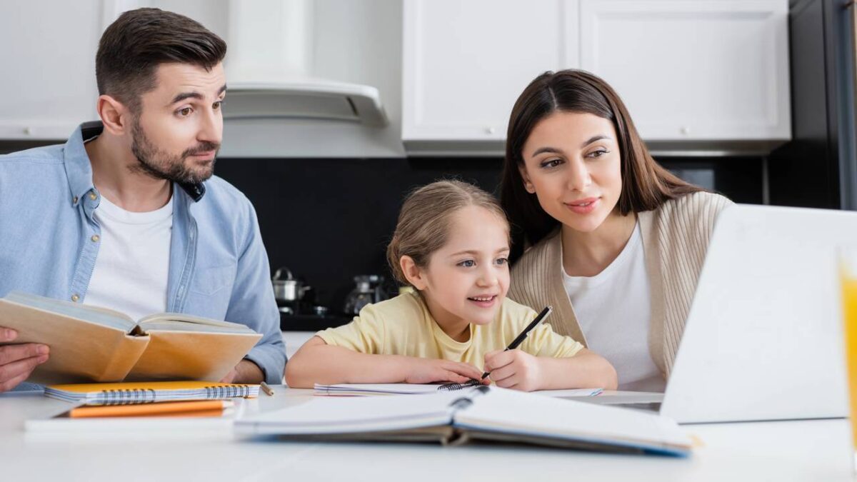 4 frases dos pais que sabotam a autoestima das crianças no futuro - Imagem do artigo