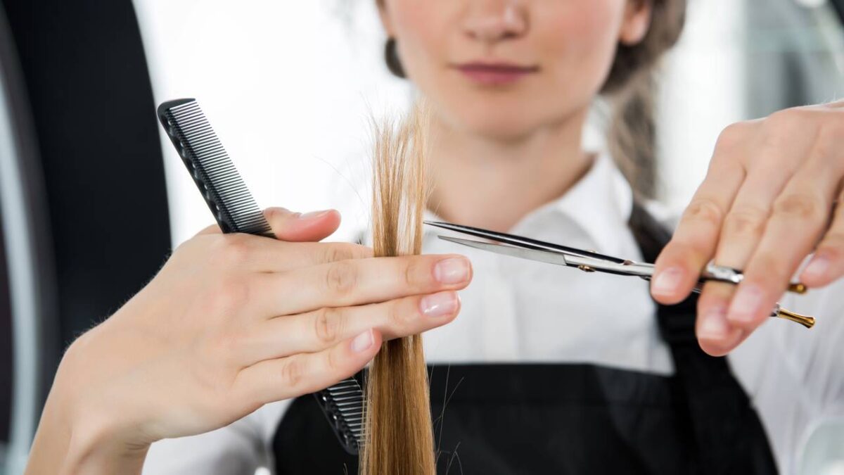 Calendário lunar de 2025: Fases para cortar o cabelo e deixá-lo crescer rápido, saudável e forte - Imagem do artigo