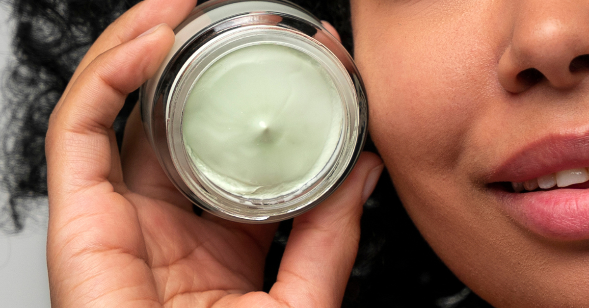 3 dos melhores cremes antissinais para reduzir linhas de expressão, rugas e rejuvenescer a pele! - Imagem do artigo