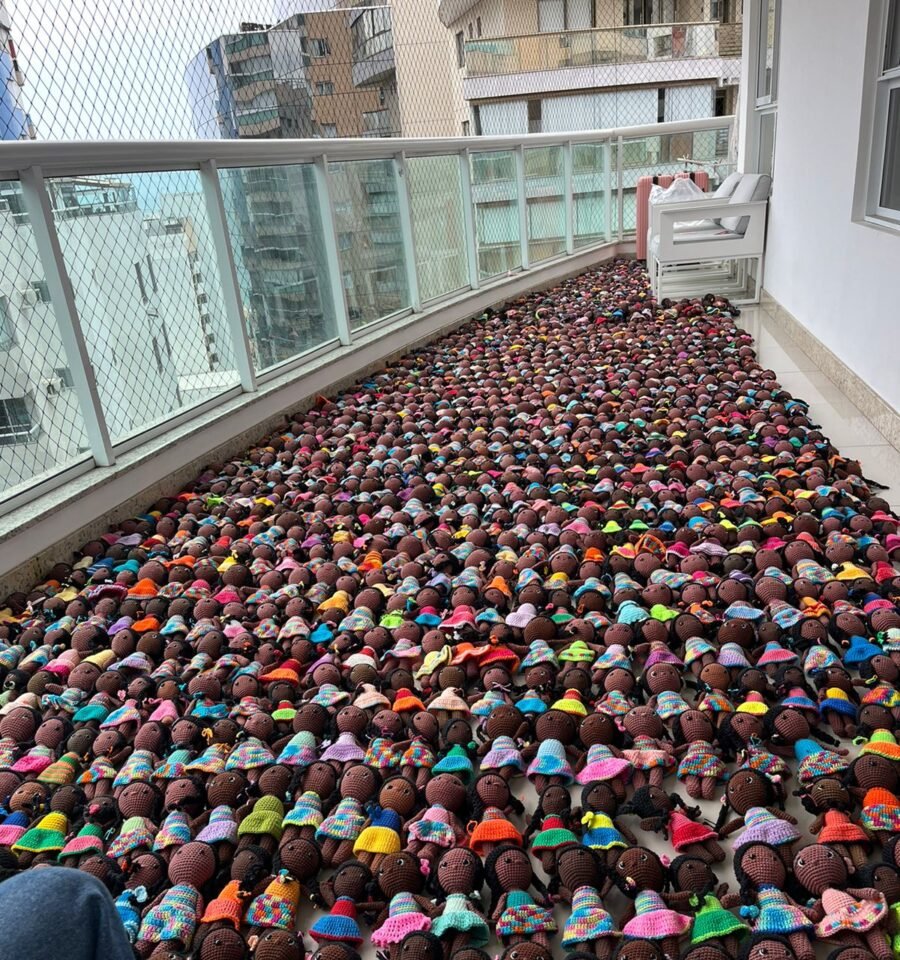 Bonecas de crochê cruzam o Atlântico: mobilização capixaba leva carinho a crianças na África - Imagem do artigo original