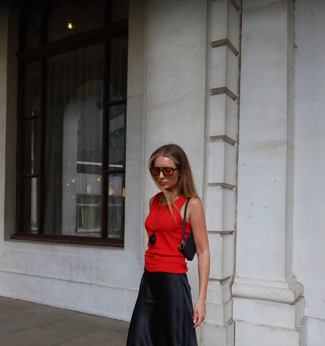 Looks básicos de Natal: a combinação que está dominando as salas de estar - Imagem do artigo original