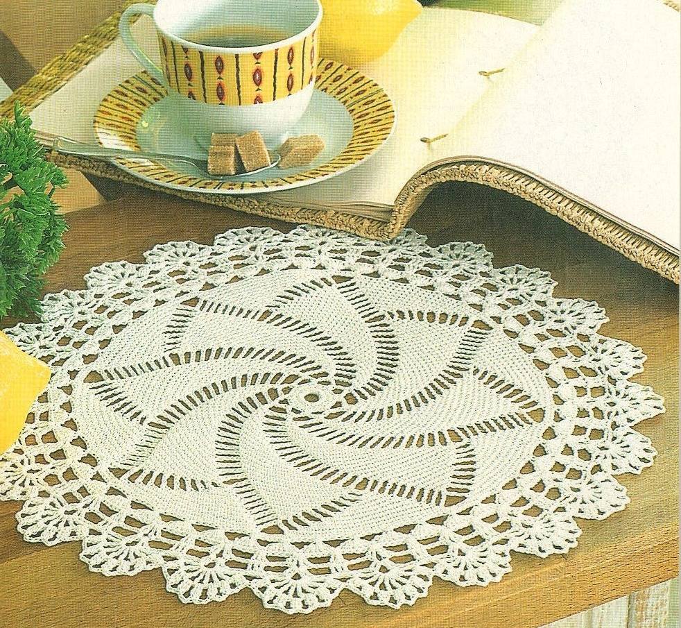 Centros de mesa em crochê viralizam como toque de luxo nas salas - Imagem do artigo original