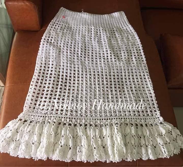 Saias de crochê viralizam com gráficos exclusivos e caimento leve - Imagem do artigo original