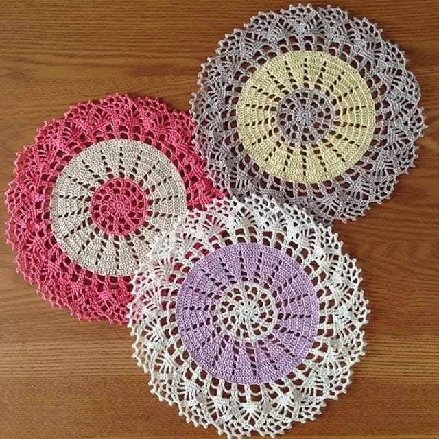 Sousplats de crochê diferenciados viralizam e renovam mesas - Imagem do artigo original