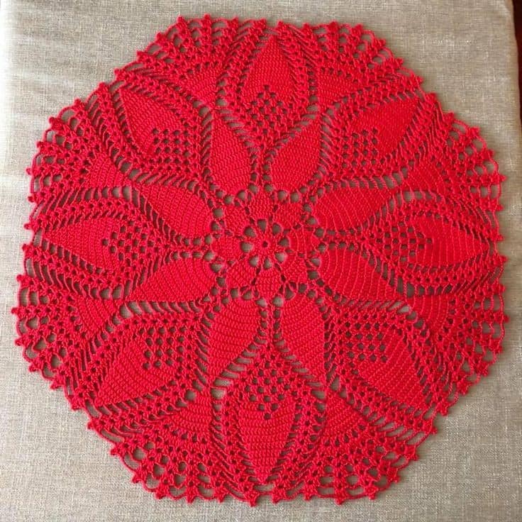 Centros de mesa em crochê viralizam como destaque absoluto da decoração - Imagem do artigo original