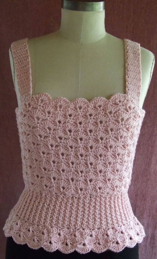 Blusas de crochê dominam 2026 com recortes ousados e cores neon - Imagem do artigo original