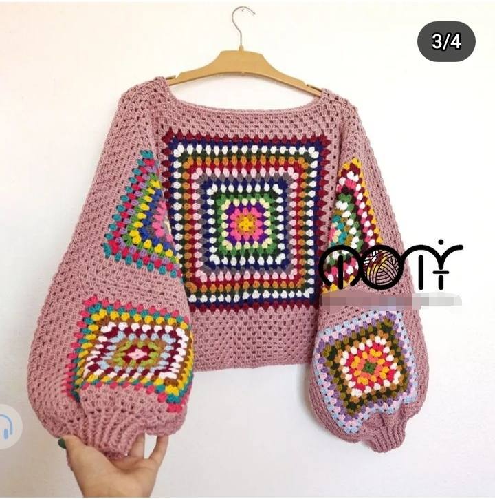 Blusas de crochê com granny squares viralizam como símbolo de estilo afetivo - Imagem do artigo original