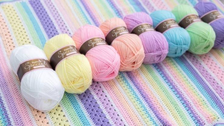 Crochê 3D domina ateliês e viraliza com texturas de impacto - Imagem do artigo original