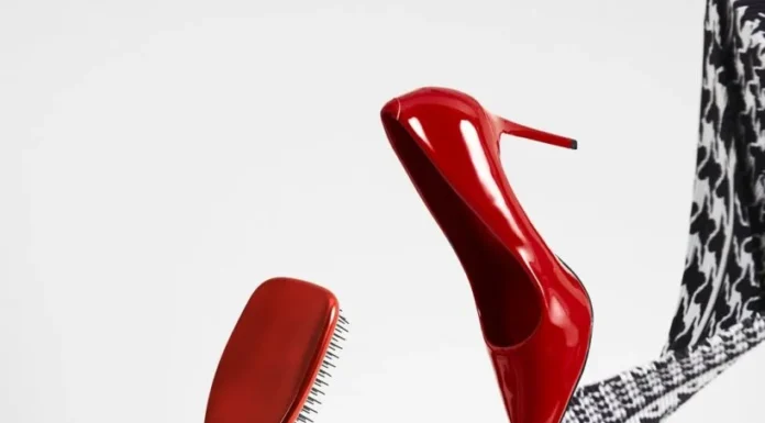 Tangle Teezer lança edição cromada que evita quebra