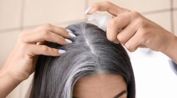 Shampoo natural promete escurecer fios brancos sem química